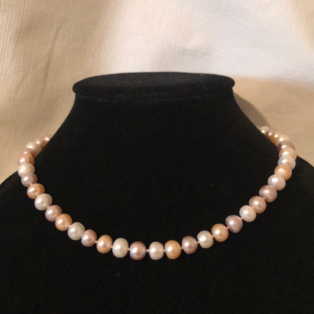 Pearl neckless